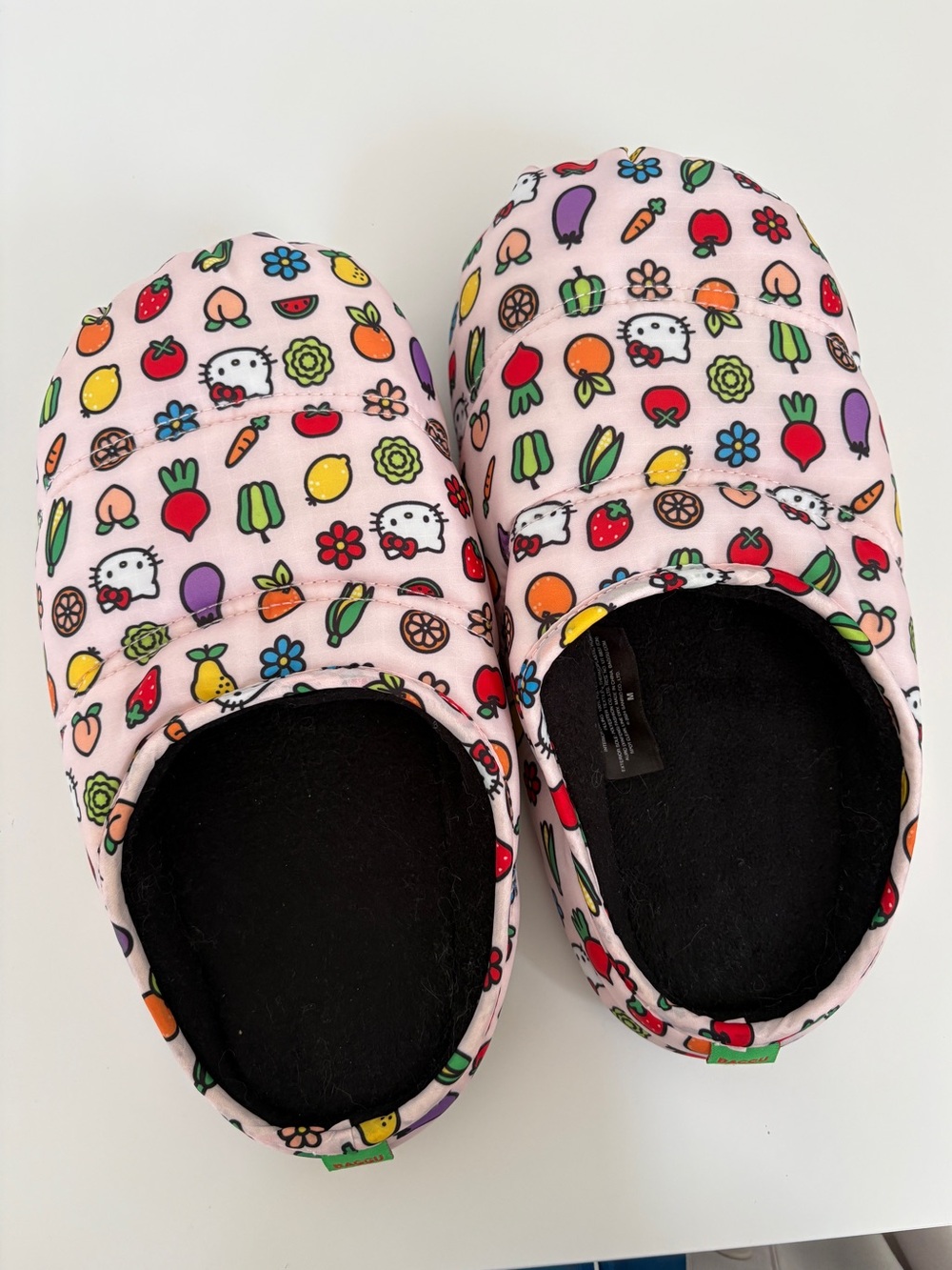 Baggu - Puffy Slippers Hello Kitty (M)